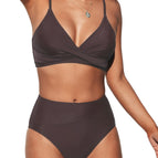 Medium / Brown