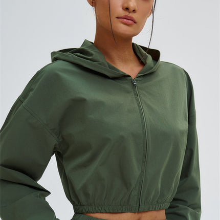 The Svelte UV protection Crop Hoodie Sweatpants 2-Piece Set