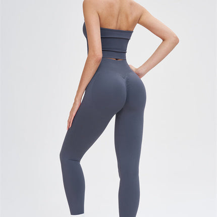 The Whim Sports Bra Leggings 2-Piece Set