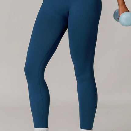The Nova Luxe Sports Bra Leggings 2-Piece Set