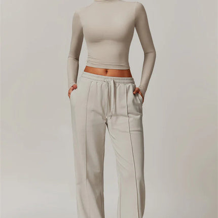 The Motion Crop Top Sweatpants 2-Piece Set