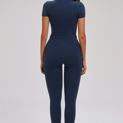 The Svelte T-shirt Leggings 2-Piece Set