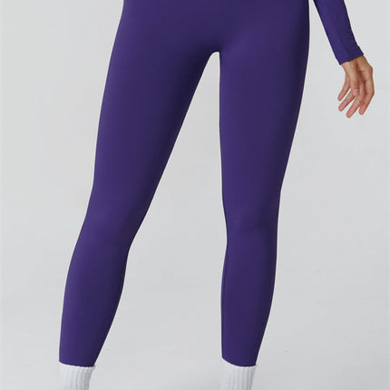 The Reign Sports Bra Leggings 2-Piece Set