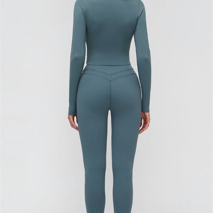 The Stride T-shirt Leggings 2-Piece Set