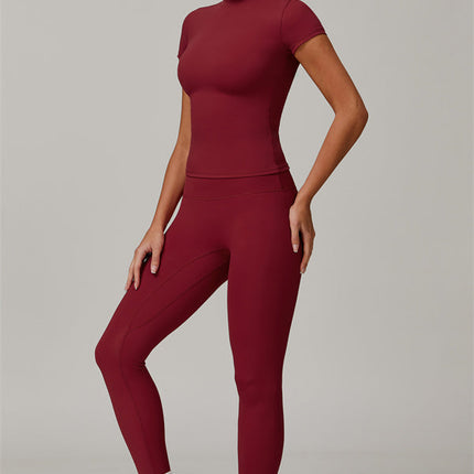 The Oasis T-shirt Leggings 2-Piece Set