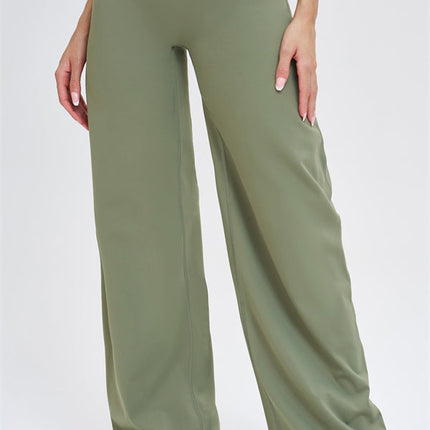 The Stride Crop Top Straight Leg Pants 2-Piece Set