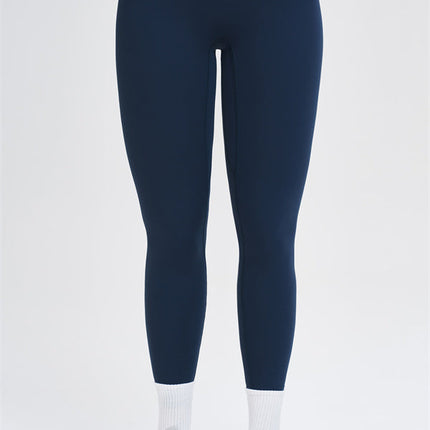 The Stride Crop Top Isabella Leggings 2-Piece Set