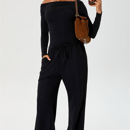 The Rush Off-shoulder T-shirt