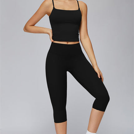 The FlexCore Capri Leggings
