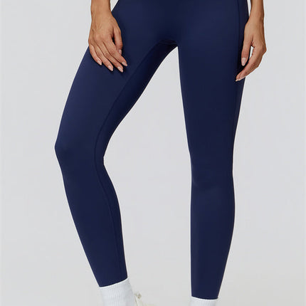 The Canyon Crop Tank Leggings 2-Piece Set
