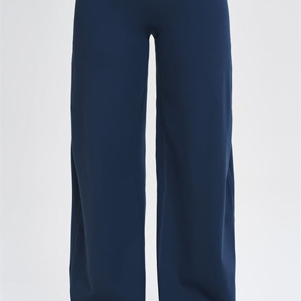 The Stride Crop Top Straight Leg Pants 2-Piece Set