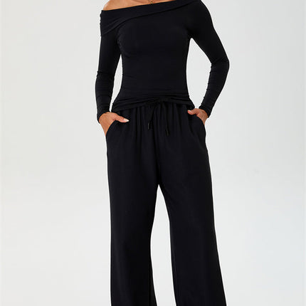 The Rush Off-shoulder T-shirt Sweatpants 2-Piece Set