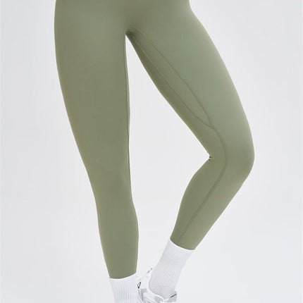 The Stride Crop Top Isabella Leggings 2-Piece Set