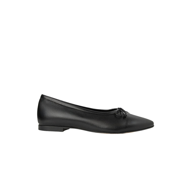 Amelie Black