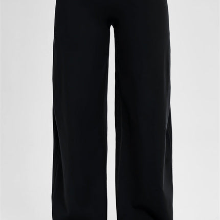 The Stride Crop Top Straight Leg Pants 2-Piece Set