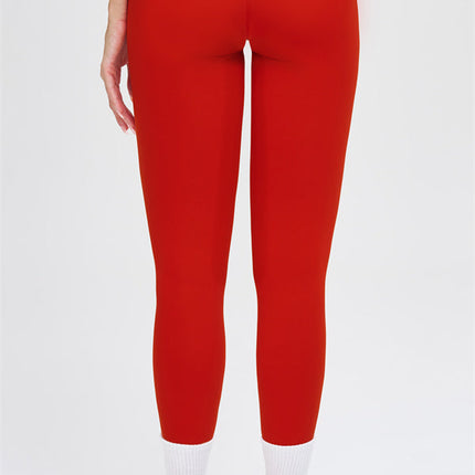 The Stride Crop Top Isabella Leggings 2-Piece Set
