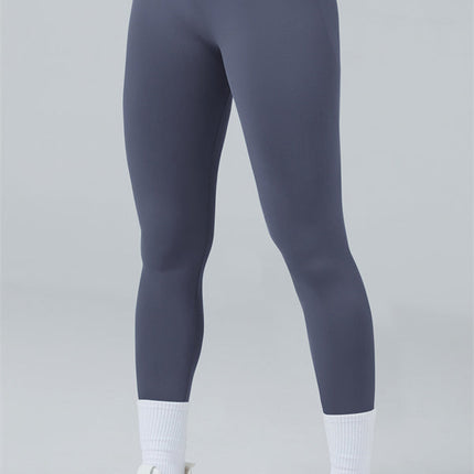 The Elevate Sports Bra Leggings 2-Piece Set