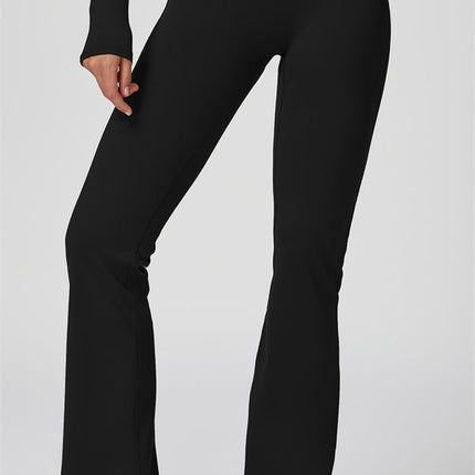 The Oasis T-shirt Flared Leggings 2-Piece Set