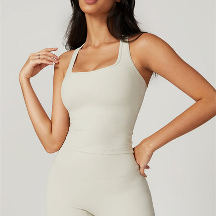 The Dynamic Crop Top Shorts 2-Piece Set