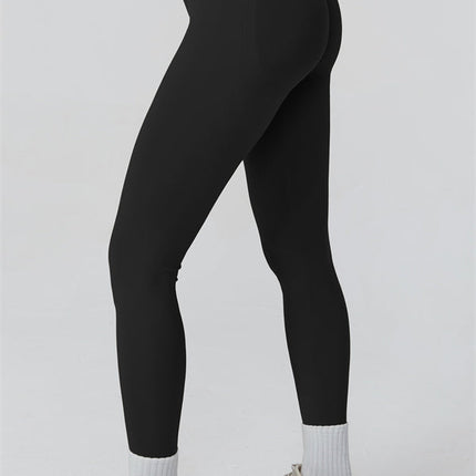The Reign Crop Top Leggings 2-Piece Set