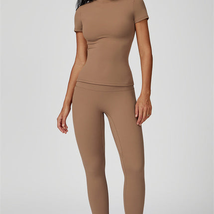 The Oasis T-shirt Leggings 2-Piece Set