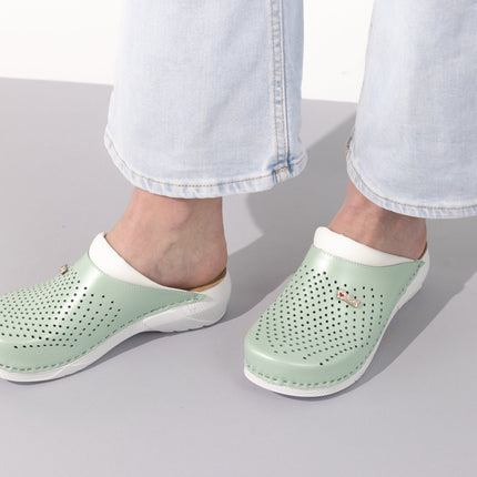 Pandora III by LEON- Women’s Leather Clogs- Gel Insole & Perforated Leather for Breathability