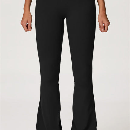 The Lily Sports Bra Flared Leggings 2-Piece Set