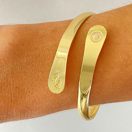 Baby Bracelets, Footprint Bracelets, Engraved Bracelets The littlest feet makes the biggest footprint in your heart- Footprint (Baby)