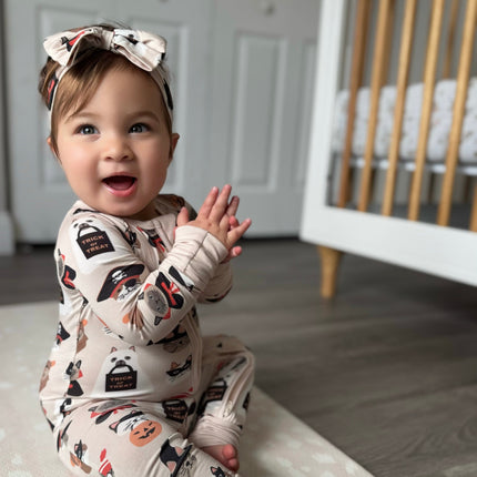 Meow & Treat (Convertible Zip Footies)