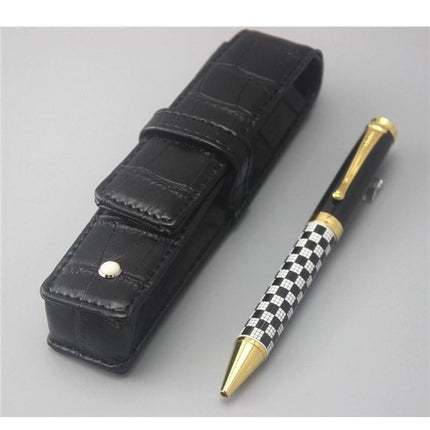 Checkers Pen