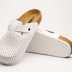 White / 9