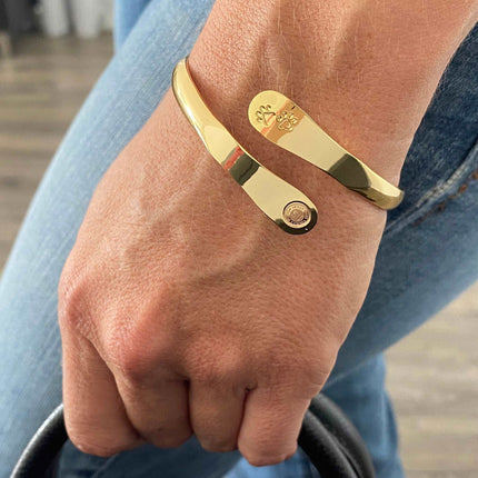Furry Friends Bracelets, Engraved  Furiends leave paw print in your heart- Paw Prints ( Furry Friends) Dog Bracelets, Cat Bracelets ,Pet Bracelets