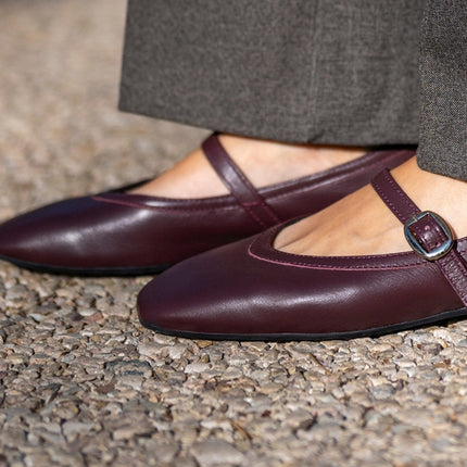 Greta Burgundy