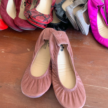 Mauve Oil Tanned
