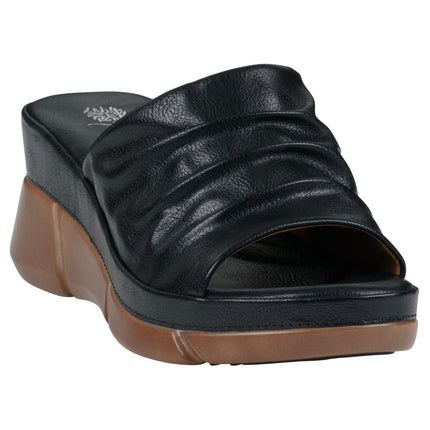 Women's Nora Black Flat