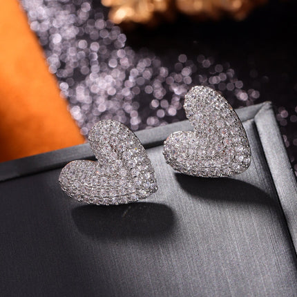 Elegance Simplicity Metal Diamond Love Heart Women Earrings Stud Earrings Suitable Daily Commuting Dating Gifts