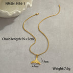 One Size / Gold Fishtail Necklace