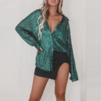 S / blackish green