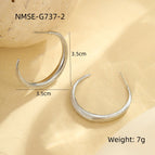One Size / Medium Steel Ear Ring