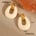 One Size / Milky White Earrings