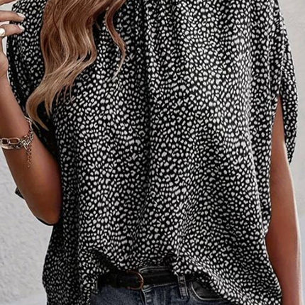 Mock collar winged blouse