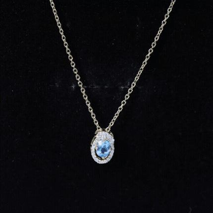 Natural Oval Sky Blue Topaz Diamond Necklace with Silver Chain