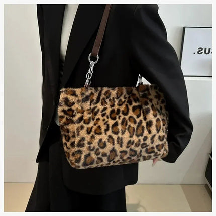 Winter Fashion Leopard Print Plush Women's Bags | Versatile Casual Trendy Premium Texture Large Capacity Shoulder Handbag