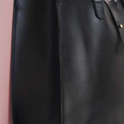 Scalloped Large Leather Handbag