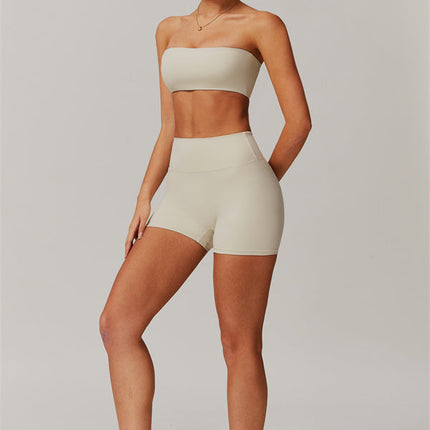 The Essence Sports Bra Shorts 2-Piece Set