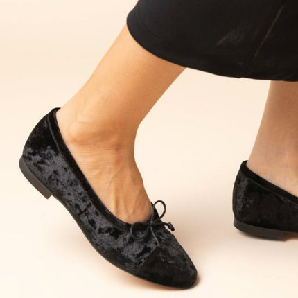 Amelie Black Velvet