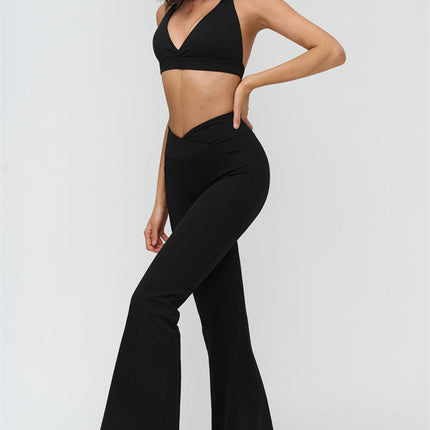 The BoldFit Sports Bra Flared Leggings 2-Piece Set