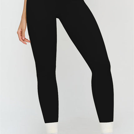 The Stride Sports Bra Leggings 2-Piece Set