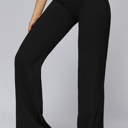 The FlexCore Sports Bra Flared Leggings 2-Piece Set