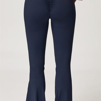 The Lily Sports Bra Flared Leggings 2-Piece Set
